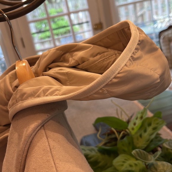 Unique jacket. Perfect condition beautiful - Picture 3 of 5